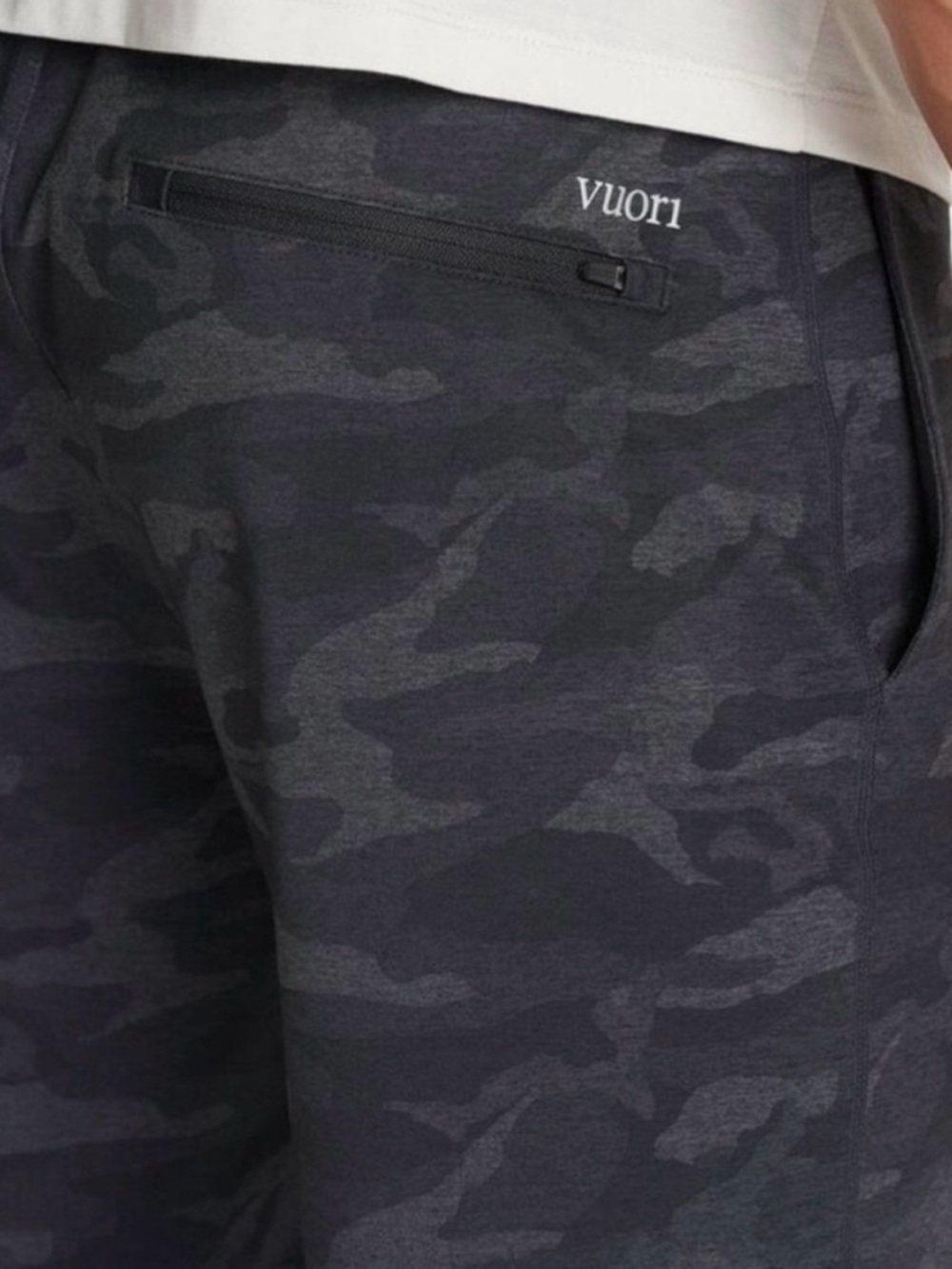 Vuori Sunday Performance Camo Jogger Men’s M/L - Picture 3 of 15
